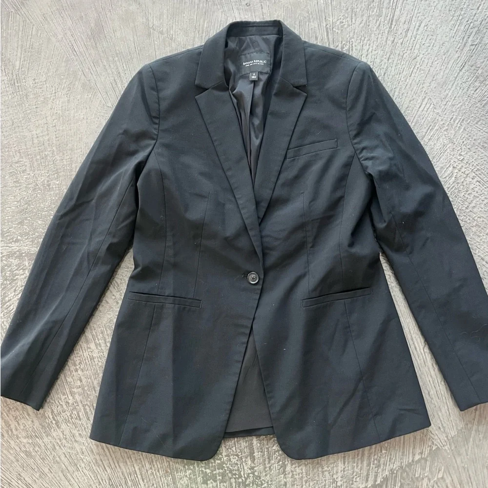 Banana Republic Black Long and Lean Blazer, Size 8 - Picture 1 of 4